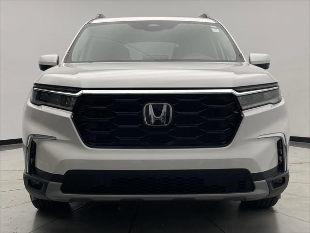 used 2023 Honda Pilot car, priced at $44,700