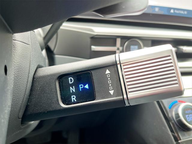 used 2024 Hyundai Santa Fe car, priced at $30,600