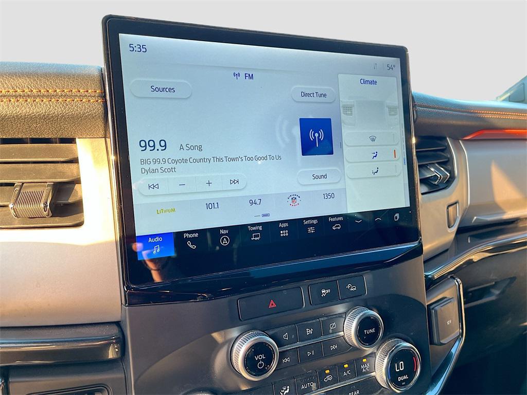 used 2022 Ford Expedition car, priced at $44,000