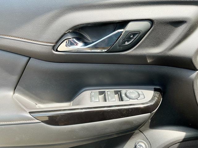 used 2022 GMC Acadia car, priced at $30,500