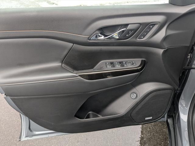 used 2022 GMC Acadia car, priced at $26,200