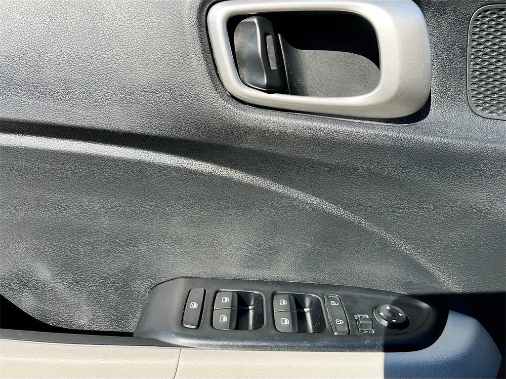 used 2022 Hyundai Venue car, priced at $13,700