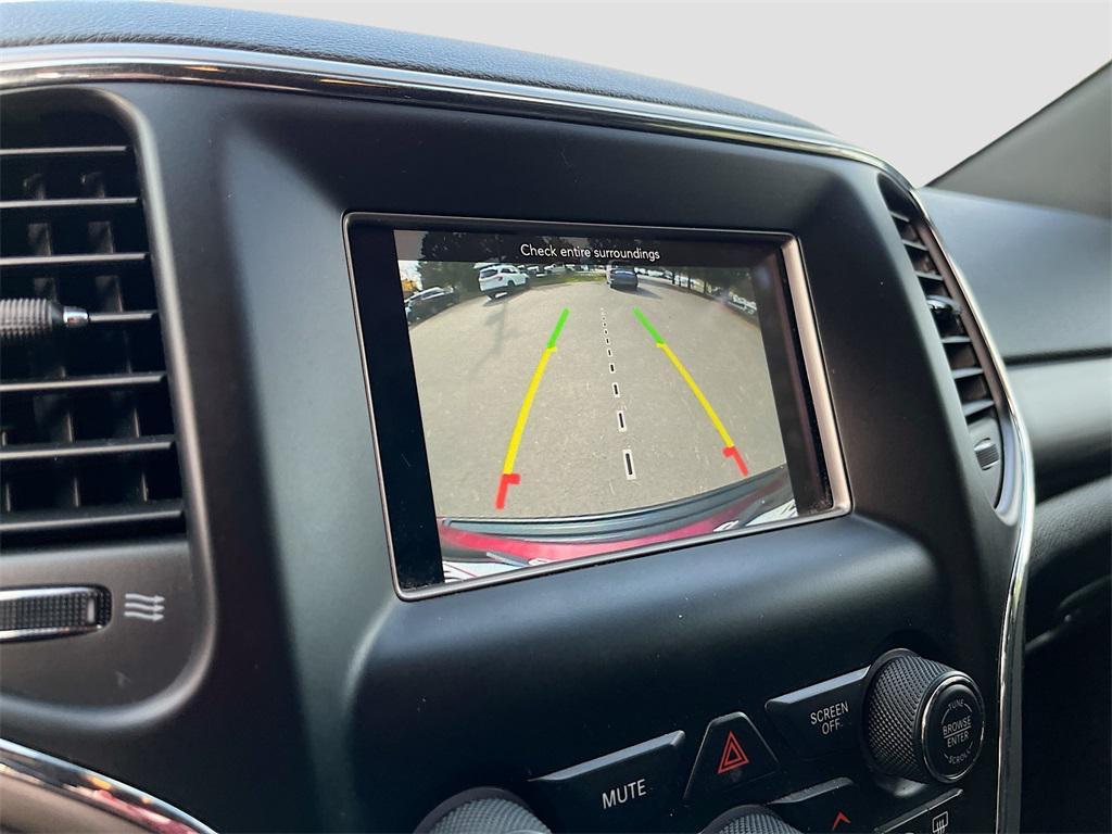 used 2021 Jeep Grand Cherokee car, priced at $20,400