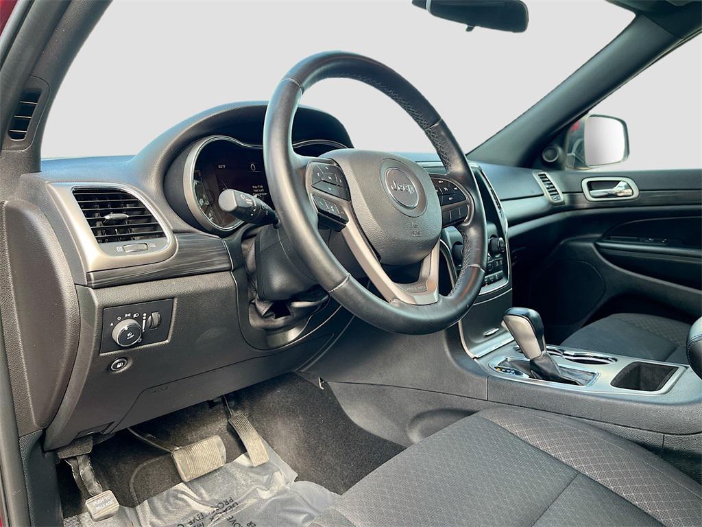 used 2021 Jeep Grand Cherokee car, priced at $20,400