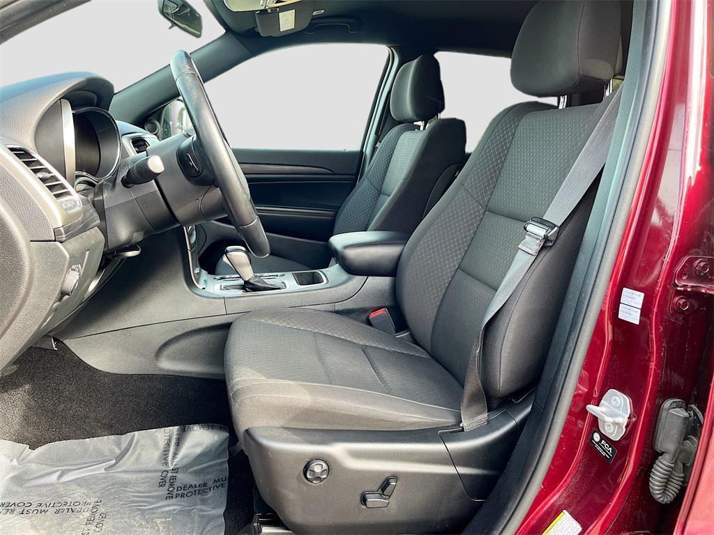 used 2021 Jeep Grand Cherokee car, priced at $20,400