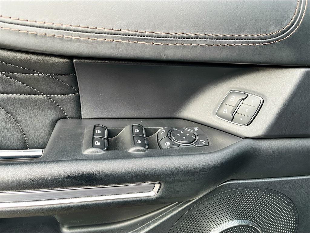 used 2021 Ford Expedition car, priced at $41,100