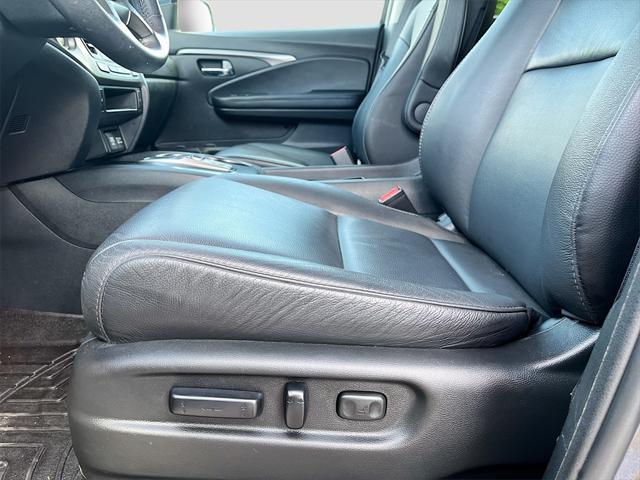 used 2022 Honda Pilot car, priced at $30,700