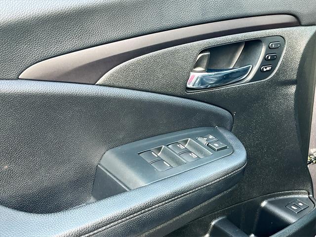 used 2022 Honda Pilot car, priced at $30,700