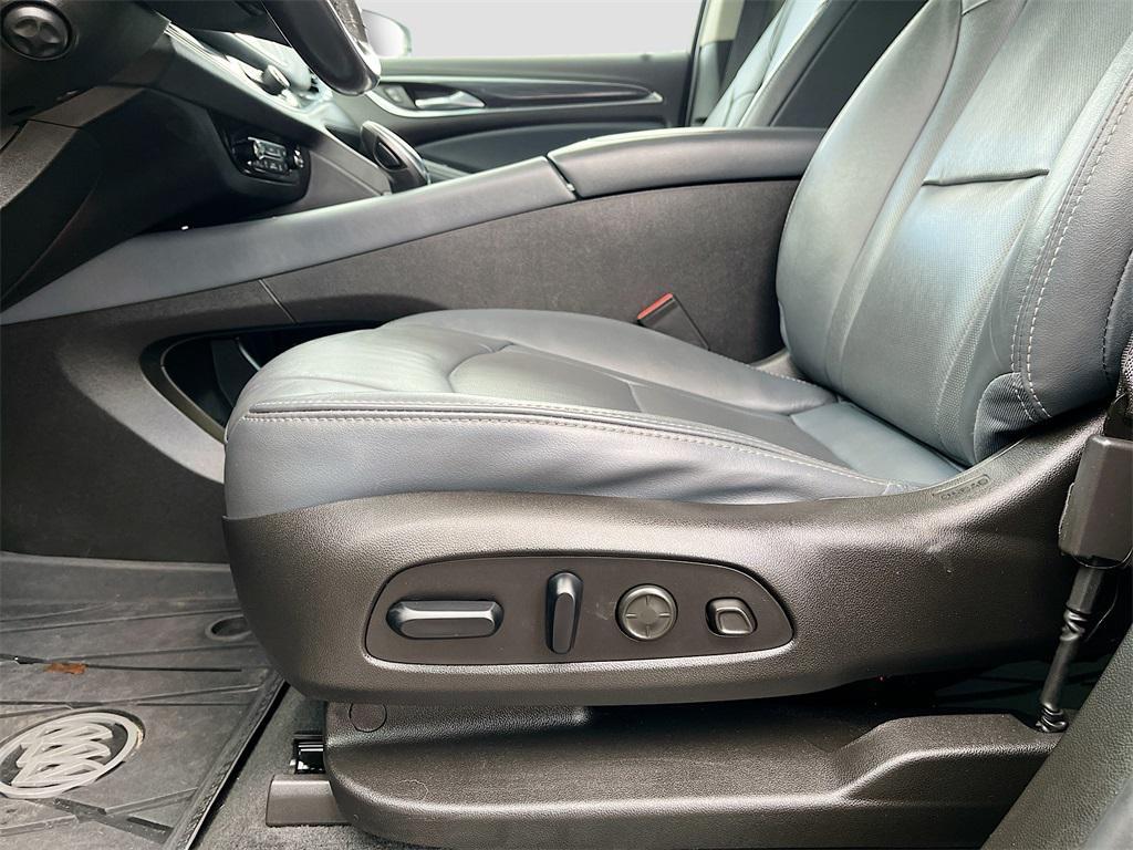 used 2021 Buick Enclave car, priced at $27,300