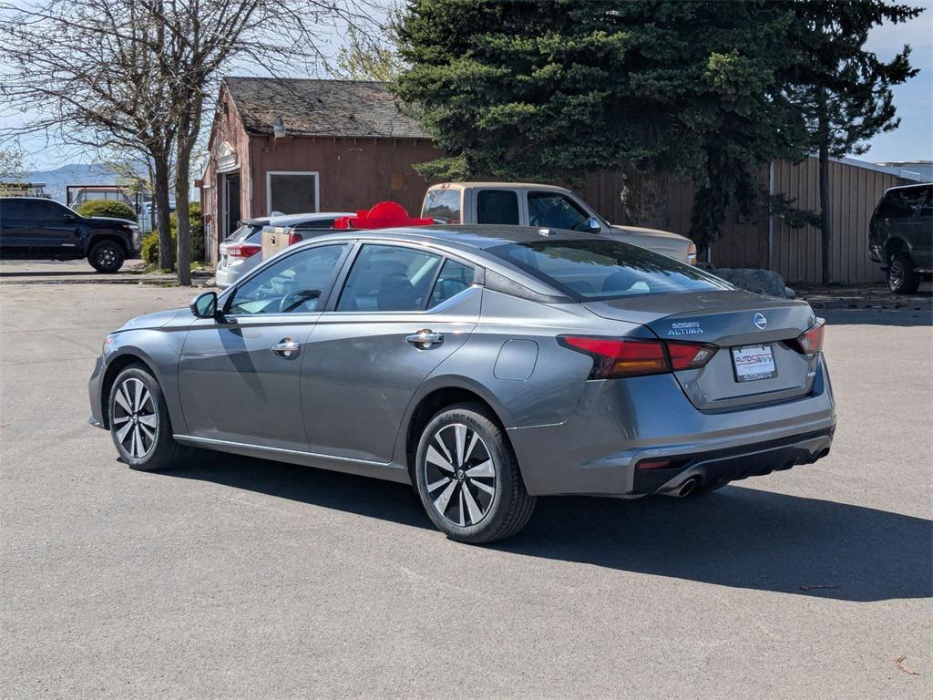 used 2022 Nissan Altima car, priced at $17,000