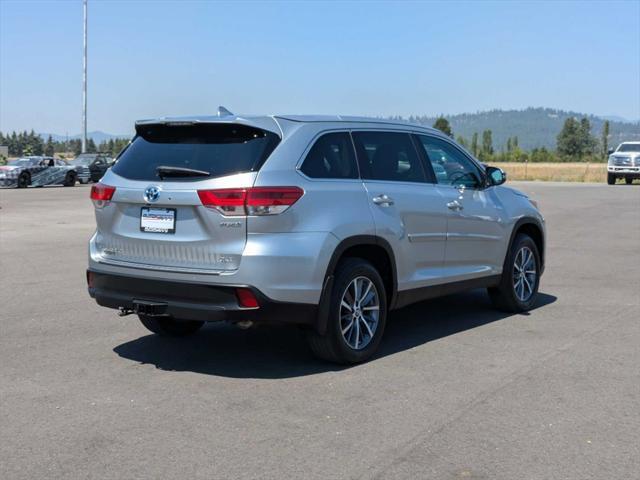 used 2019 Toyota Highlander Hybrid car, priced at $24,800