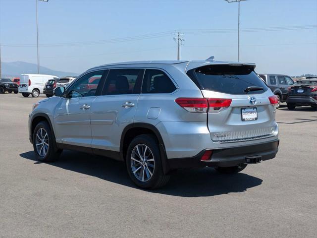 used 2019 Toyota Highlander Hybrid car, priced at $24,800