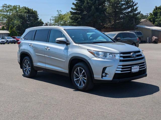 used 2019 Toyota Highlander Hybrid car, priced at $24,800