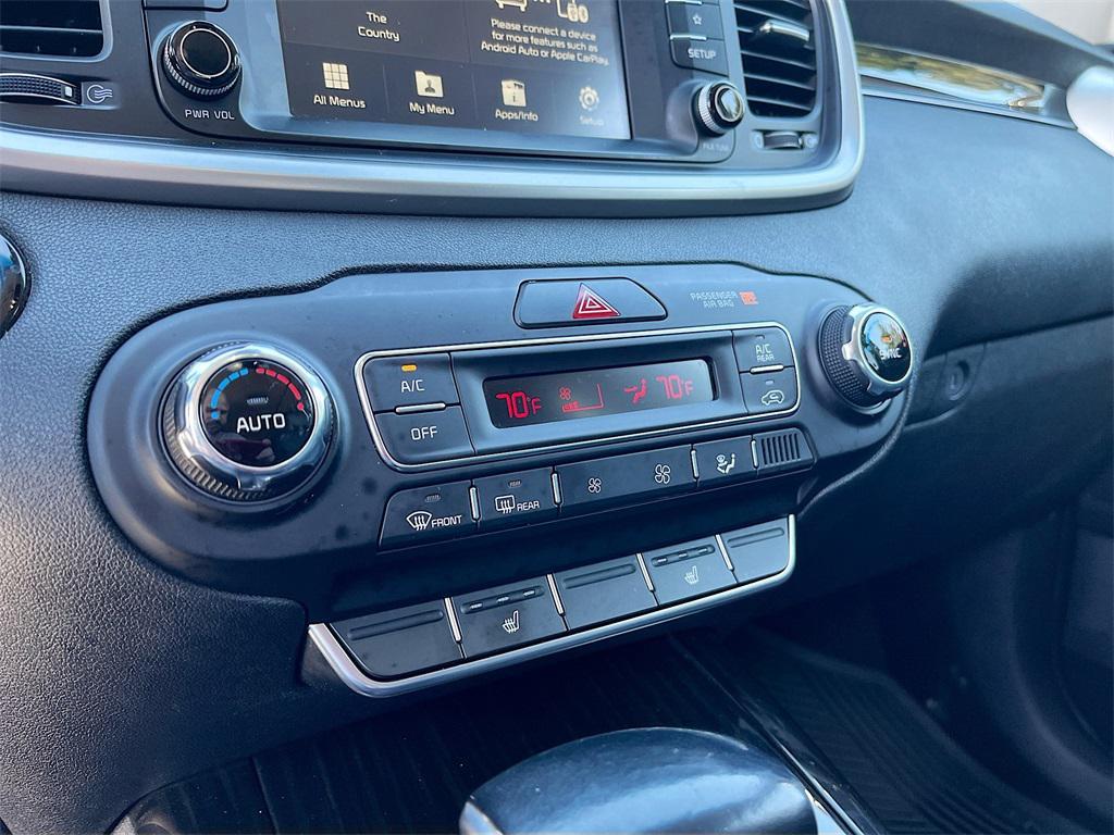 used 2020 Kia Sorento car, priced at $17,500