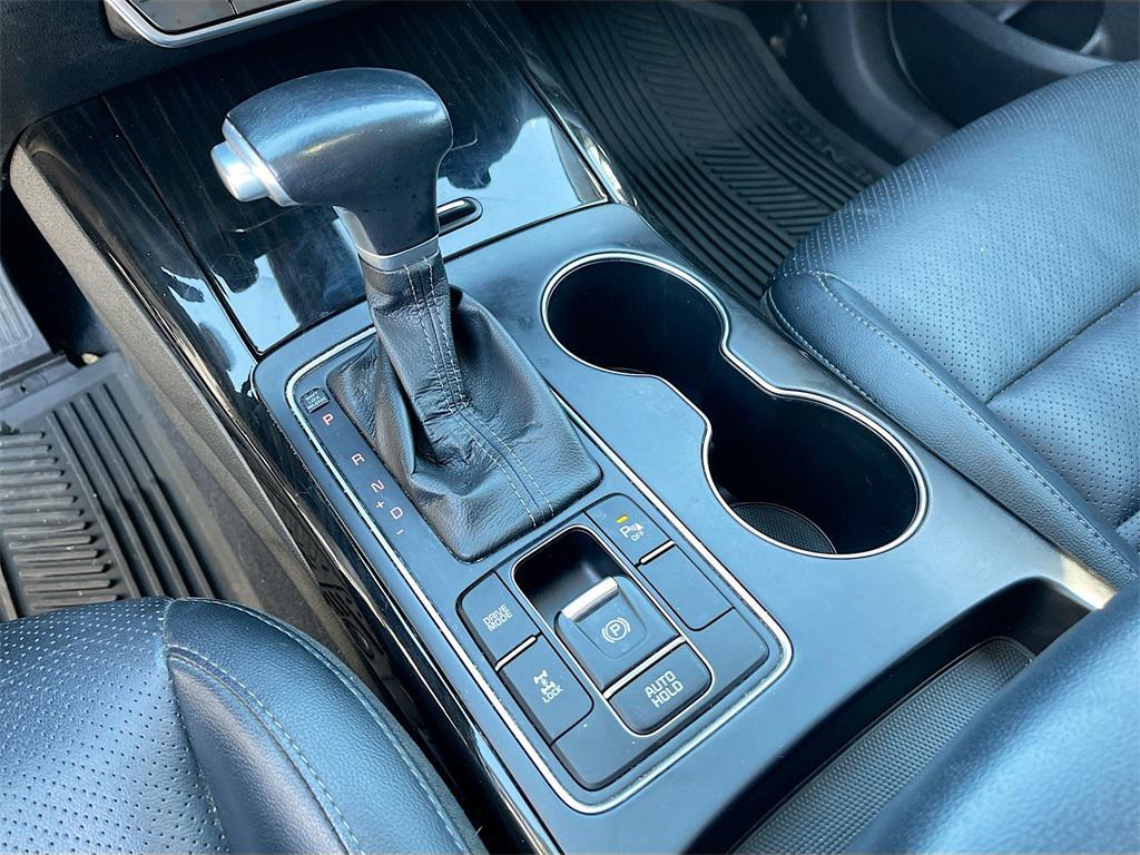 used 2020 Kia Sorento car, priced at $17,500