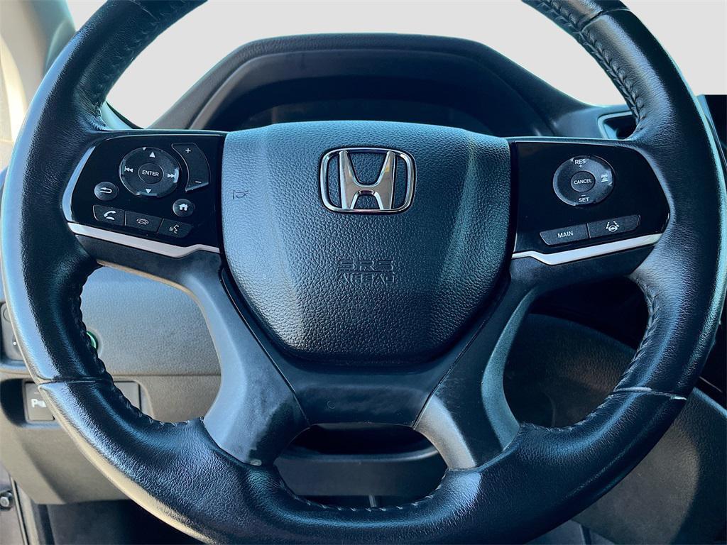 used 2022 Honda Pilot car, priced at $28,000