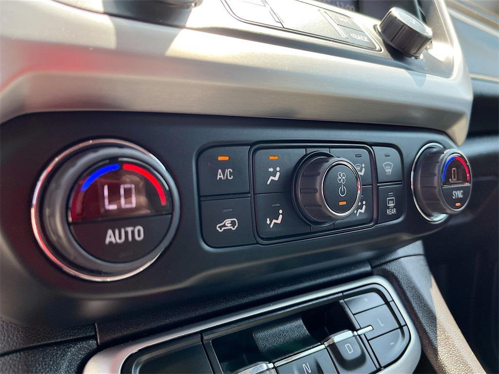 used 2022 GMC Acadia car, priced at $25,600