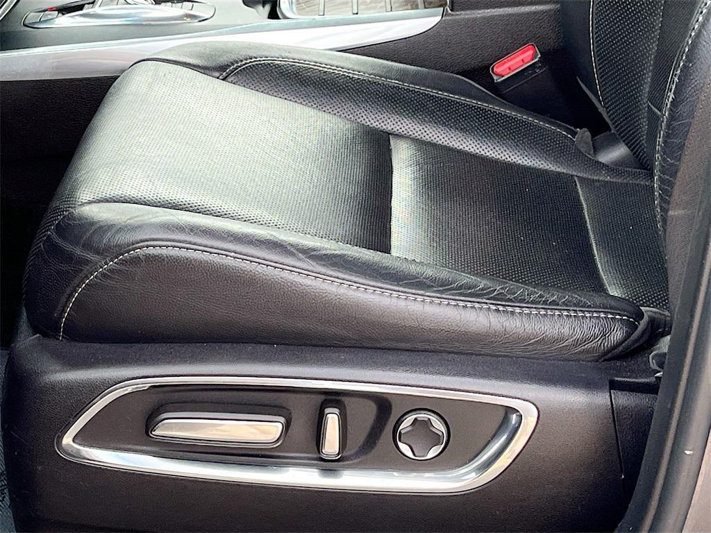 used 2019 Acura MDX car, priced at $22,700