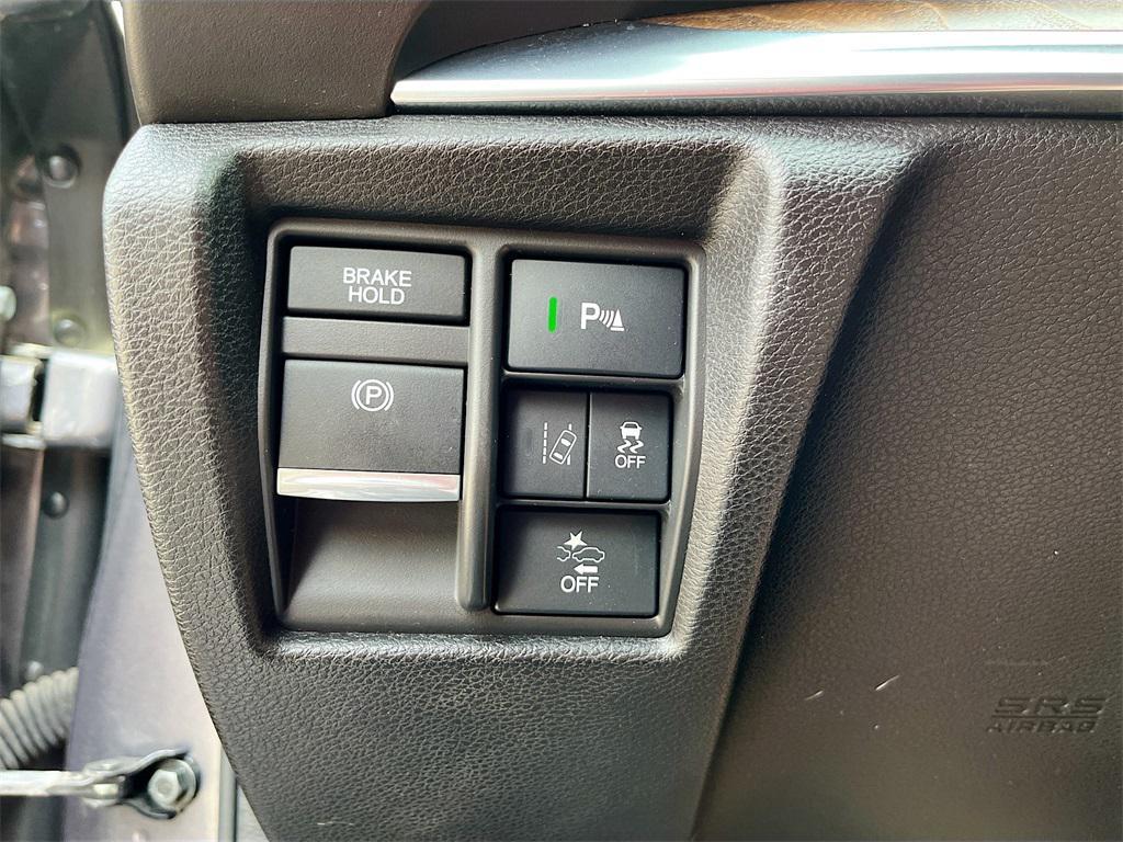 used 2019 Acura MDX car, priced at $22,700