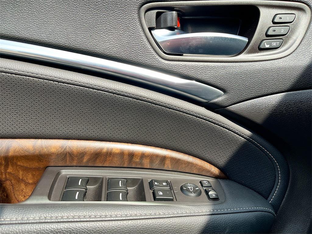 used 2019 Acura MDX car, priced at $22,700