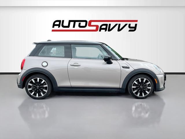 used 2024 MINI Hardtop car, priced at $22,100