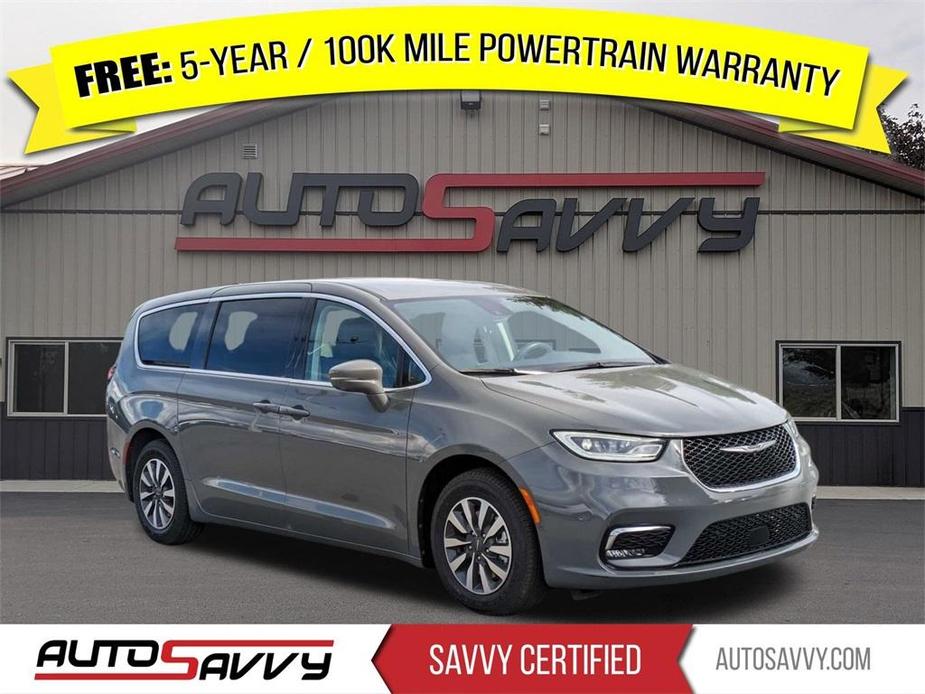 used 2022 Chrysler Pacifica Hybrid car, priced at $23,300