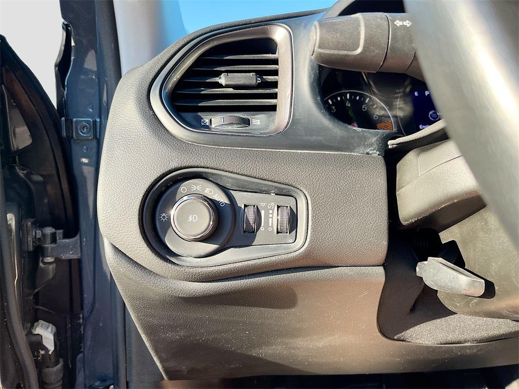 used 2023 Jeep Renegade car, priced at $19,500