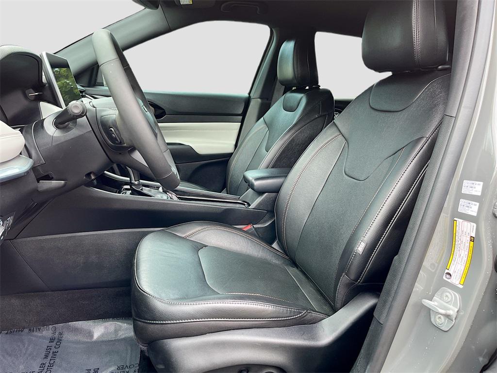 used 2023 Jeep Compass car, priced at $22,500