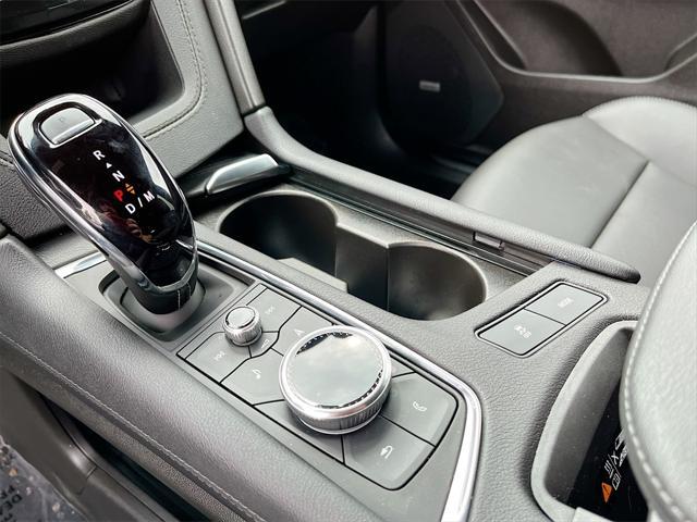 used 2024 Cadillac XT5 car, priced at $36,500