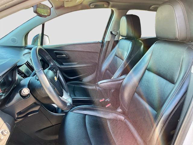 used 2021 Chevrolet Trax car, priced at $15,000