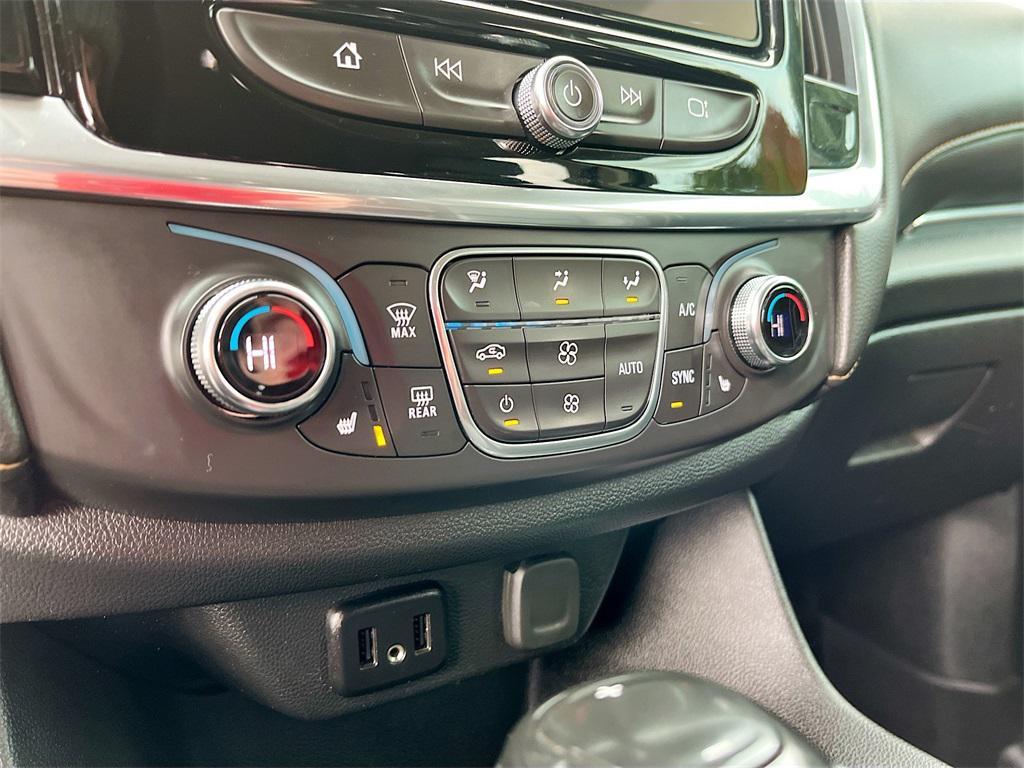 used 2019 Chevrolet Traverse car, priced at $17,300