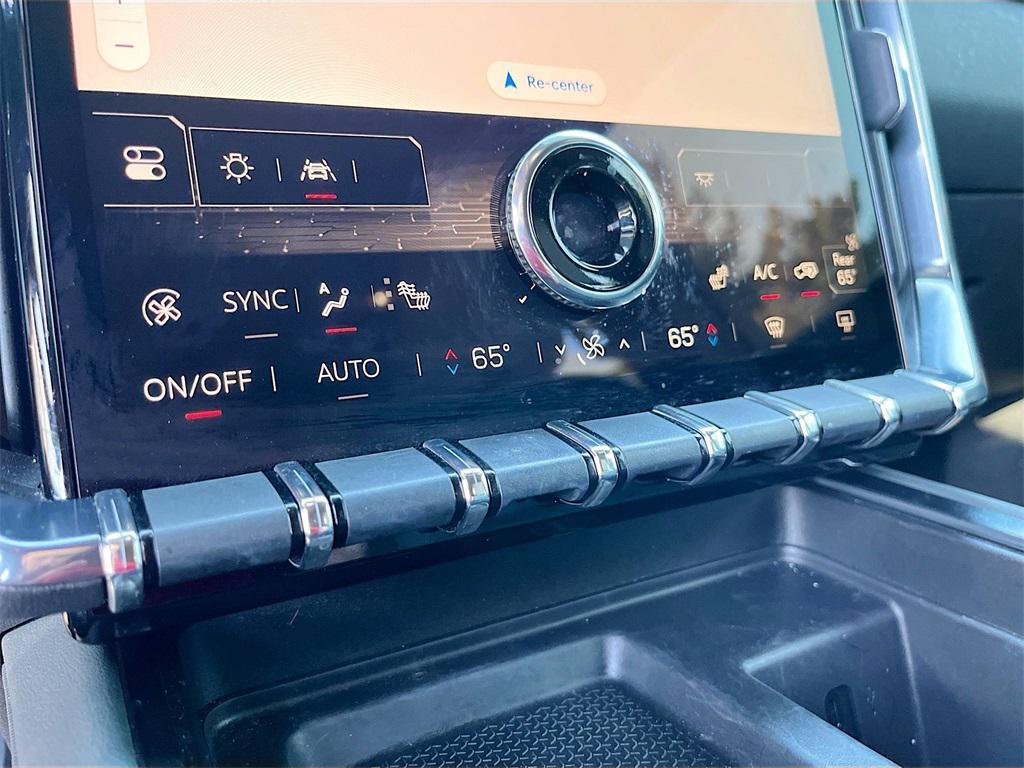 used 2024 GMC Acadia car, priced at $40,000