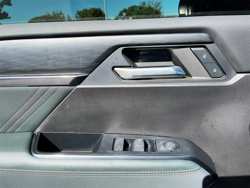 used 2024 GMC Acadia car, priced at $40,000