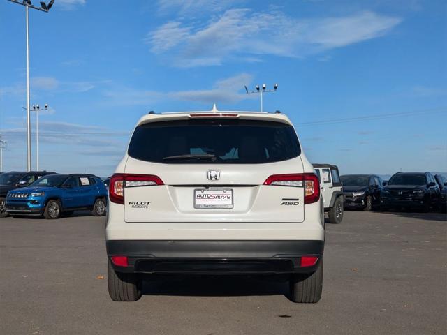 used 2022 Honda Pilot car, priced at $30,000