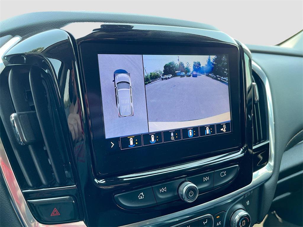 used 2021 Chevrolet Traverse car, priced at $26,500