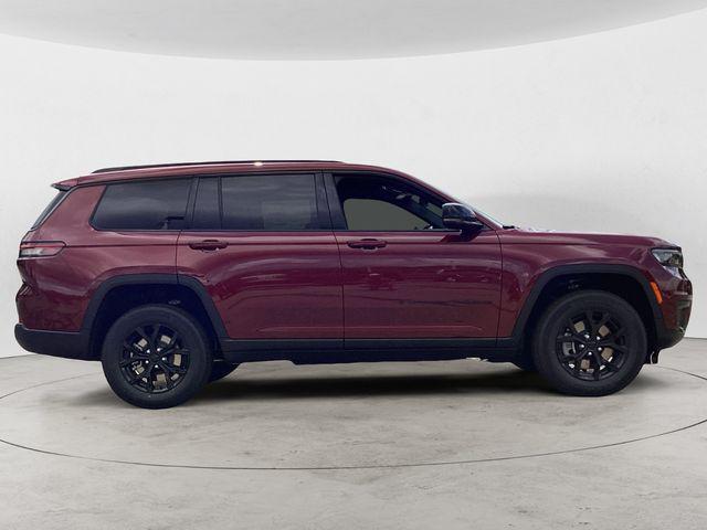 new 2024 Jeep Grand Cherokee L car, priced at $42,530