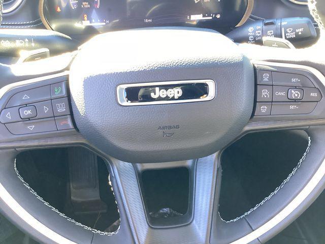 new 2024 Jeep Grand Cherokee car, priced at $42,246