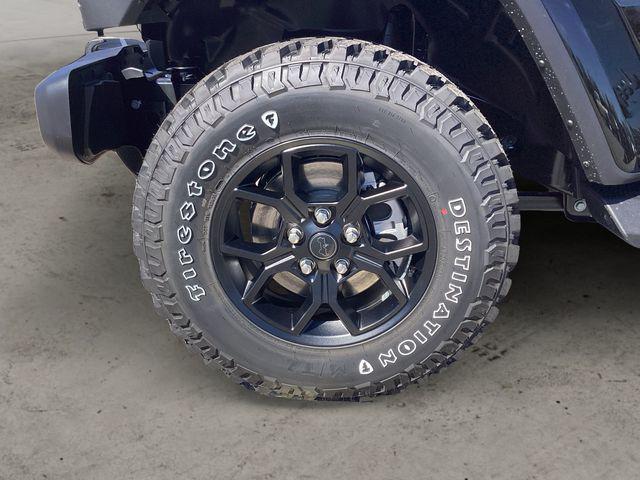 new 2025 Jeep Gladiator car, priced at $48,331