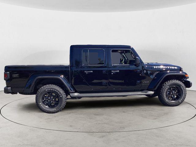 new 2025 Jeep Gladiator car, priced at $48,331