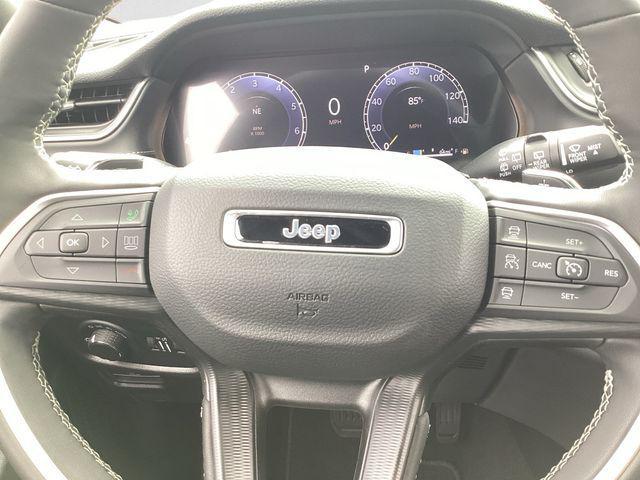 new 2025 Jeep Grand Cherokee car, priced at $41,117
