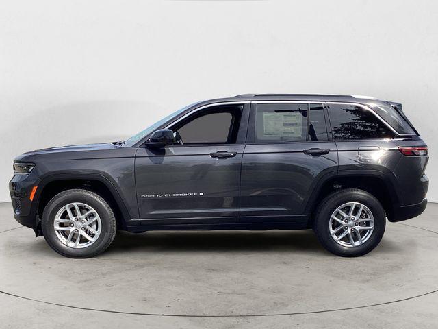 new 2025 Jeep Grand Cherokee car, priced at $38,079
