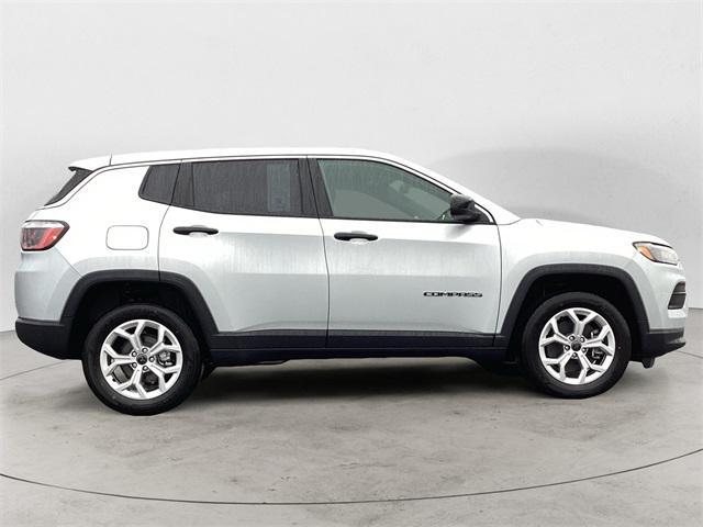 new 2025 Jeep Compass car, priced at $28,090