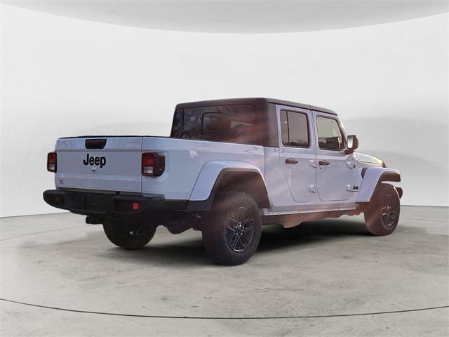 new 2025 Jeep Gladiator car, priced at $51,239