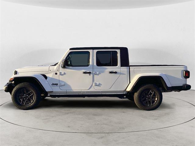 new 2025 Jeep Gladiator car, priced at $51,239