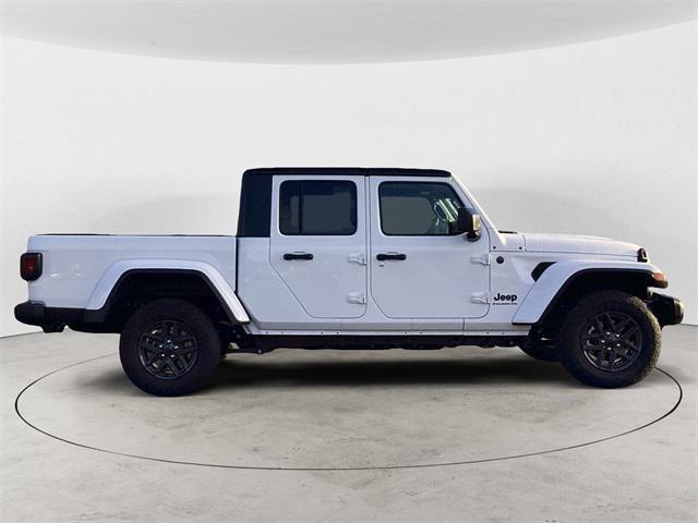 new 2025 Jeep Gladiator car, priced at $51,239