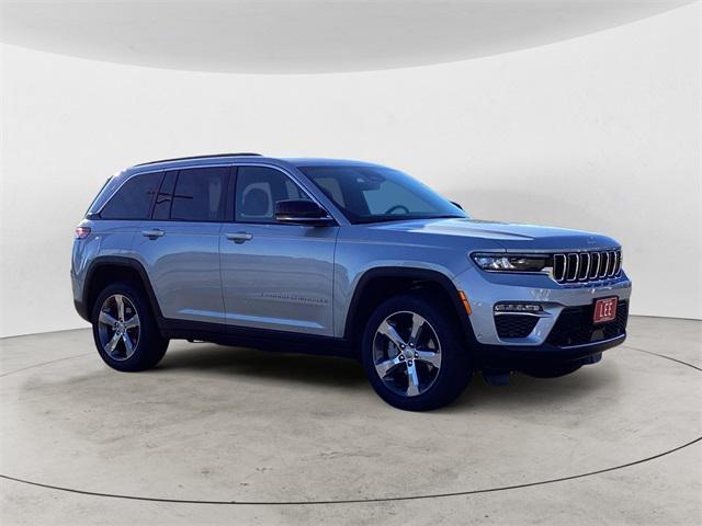 new 2025 Jeep Grand Cherokee car, priced at $53,796