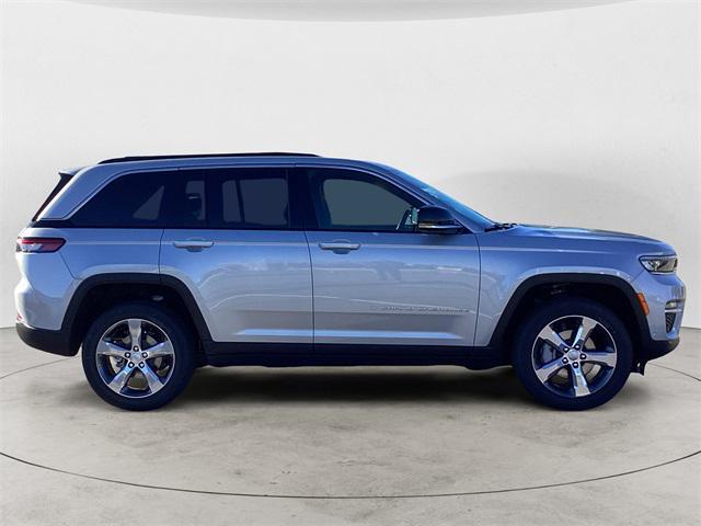 new 2025 Jeep Grand Cherokee car, priced at $53,796