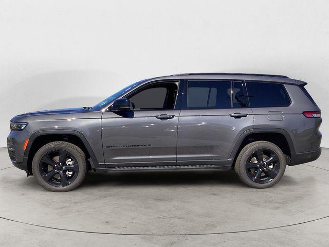 used 2024 Jeep Grand Cherokee L car, priced at $39,991