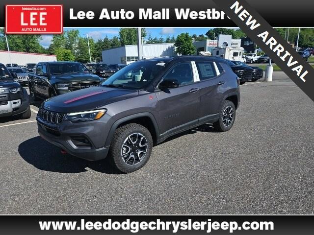 new 2024 Jeep Compass car, priced at $37,727