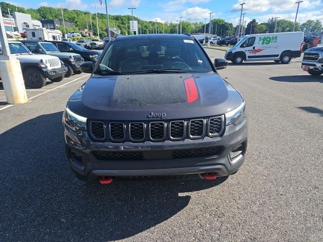 new 2024 Jeep Compass car, priced at $38,060